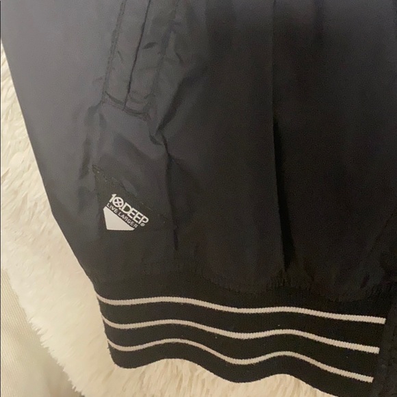10 DEEP jacket - Picture 2 of 5